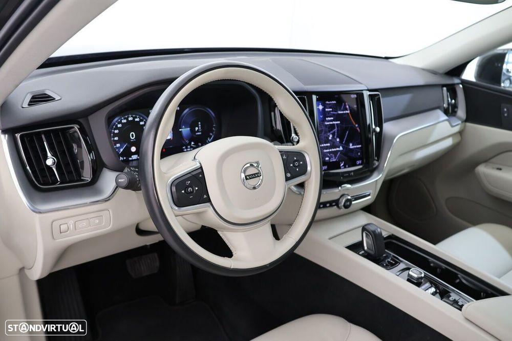 Volvo XC 60 - 4