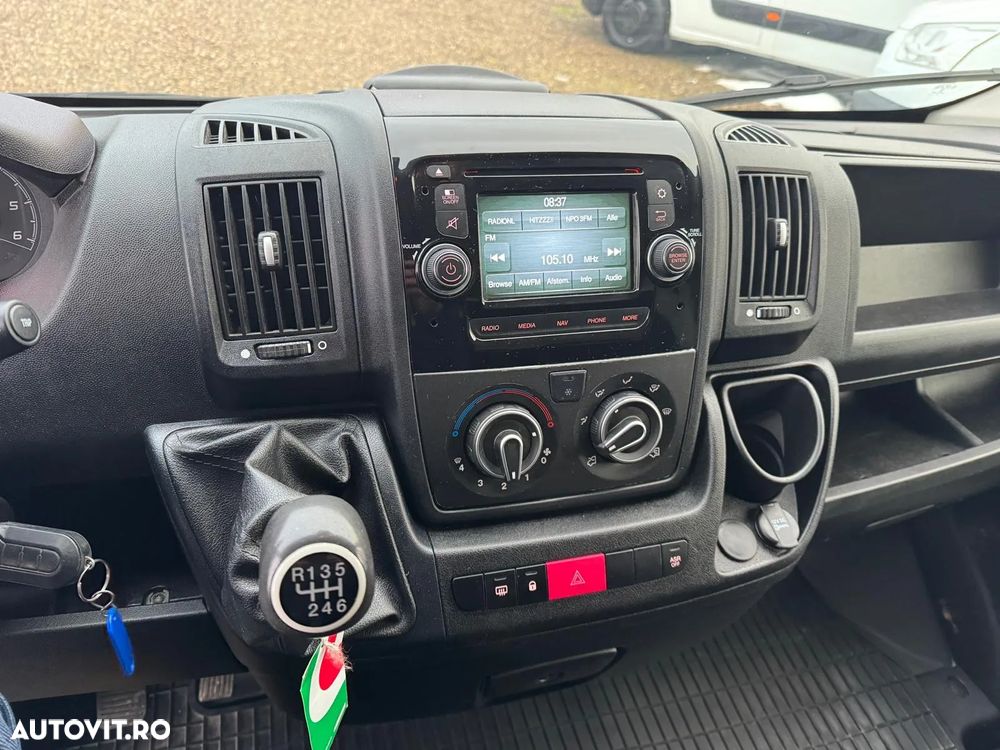 Peugeot BOXER - 12