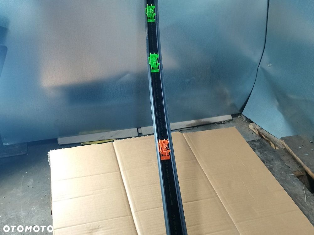 LISTWA DACHOWA PRAWA MAYBACH X222 A2226900862 183U LIMUZYNA - 7