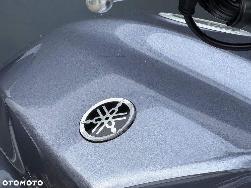 Yamaha FJR - 21