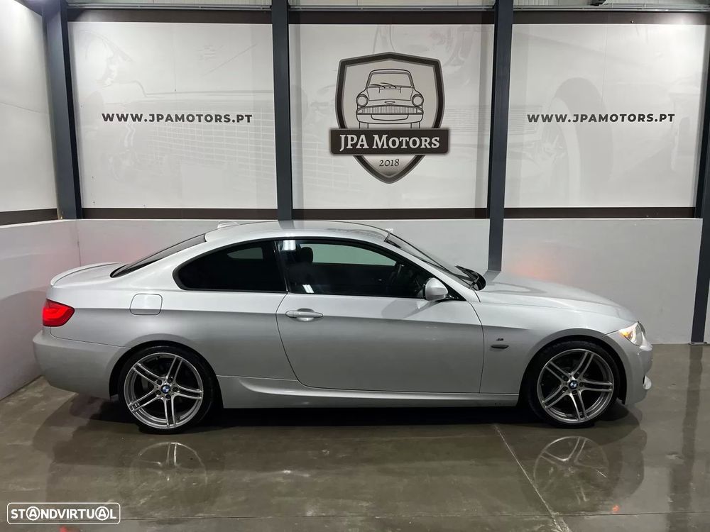 BMW 320 d Coupe Edição M - 5