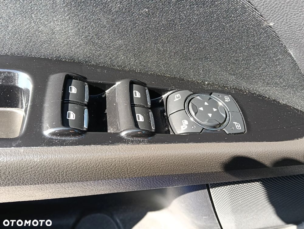 Ford Mondeo 2.0 TDCi STart-Stopp Titanium - 25