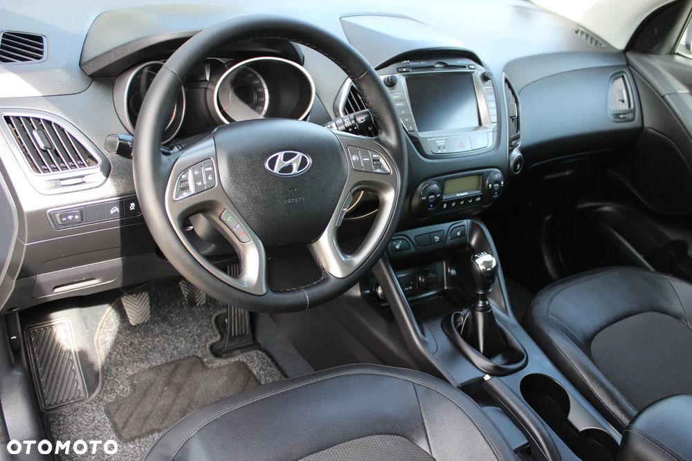 Hyundai ix35 blue 1.6 2WD Finale Gold - 28