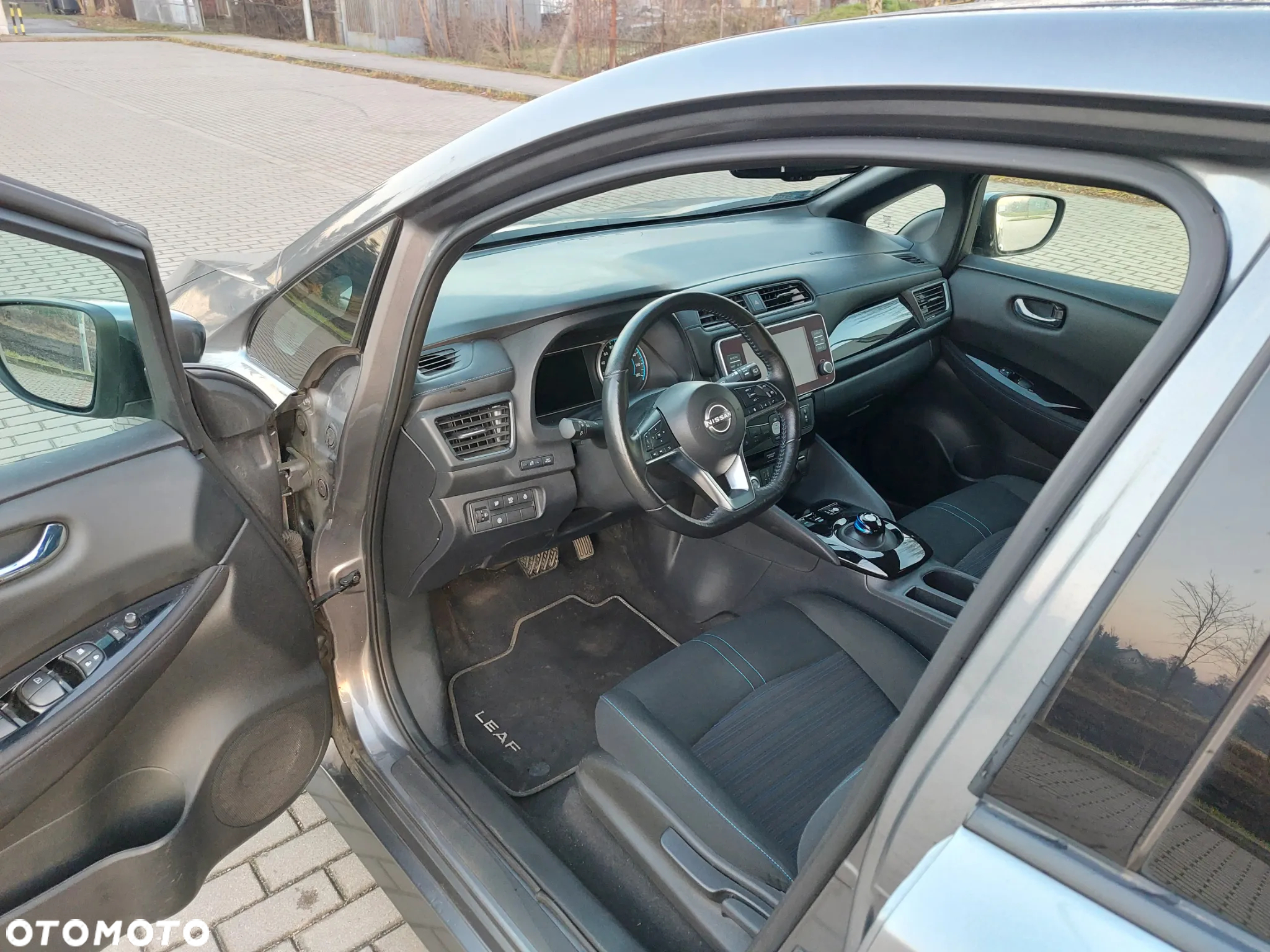 Nissan Leaf 40kWh N-Connecta - 10