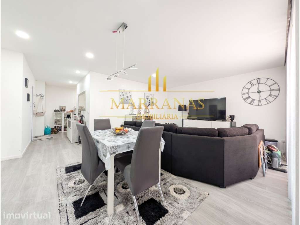APARTAMENTO T2 COM BOX FECHADA | REBORDOSA - PAREDES