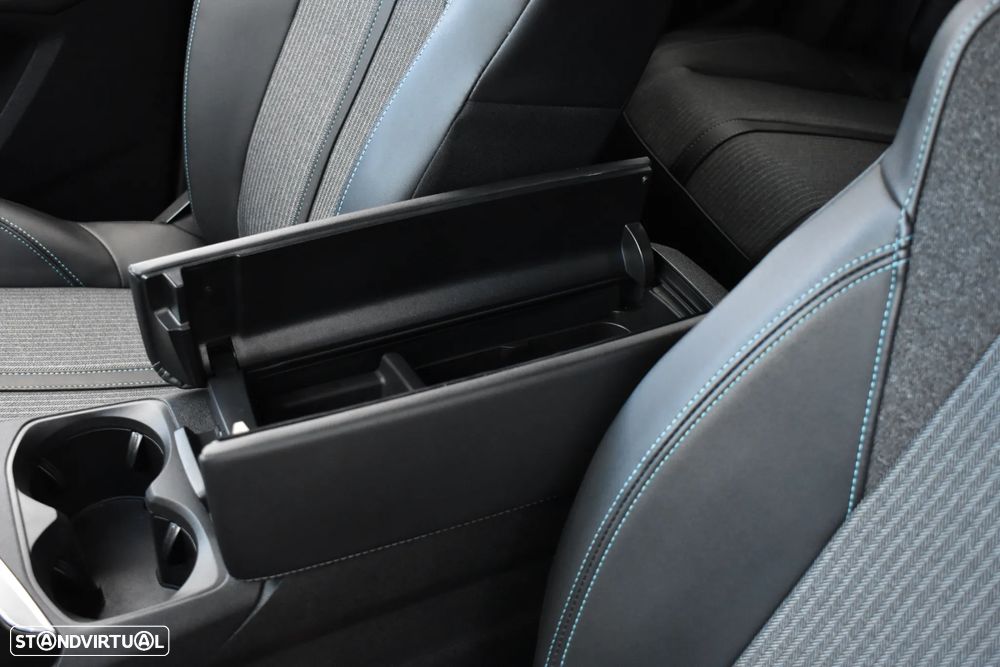 Peugeot 3008 1.6 Hybrid Allure e-EAT8 - 43