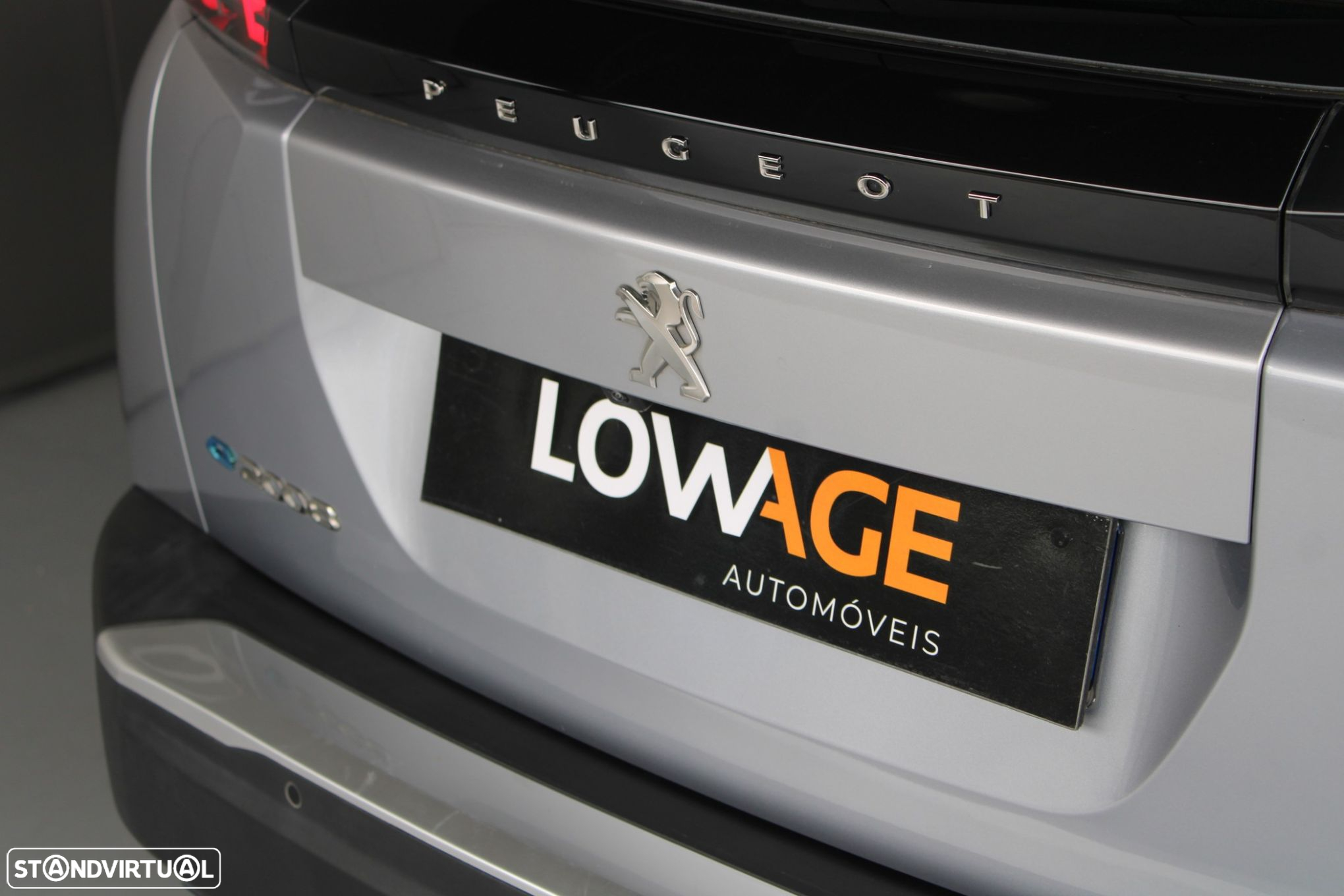 Peugeot e-2008 50 kWh Active Pack - 26
