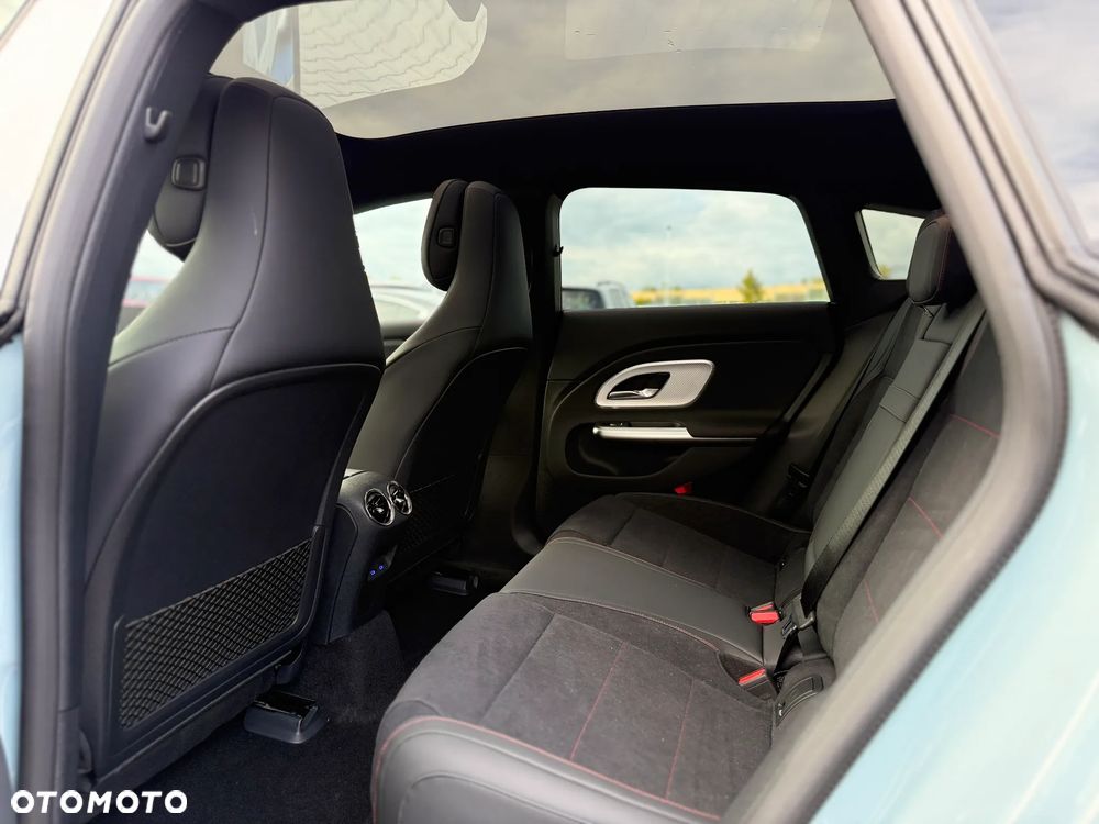 Mercedes-Benz CLA 200 58kWh - 30