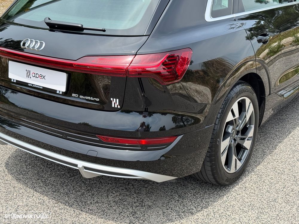 Audi e-tron 50 quattro S line - 13