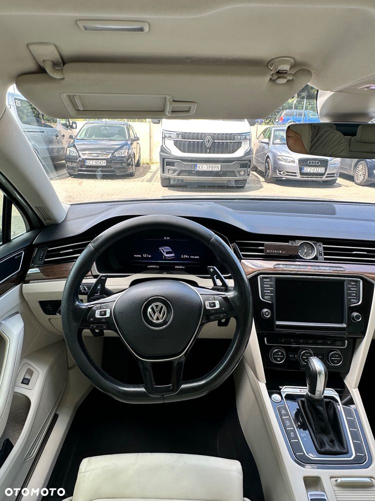 Volkswagen Passat 2.0 TDI Bi-Turbo BMT 4Mot Highline DSG - 9