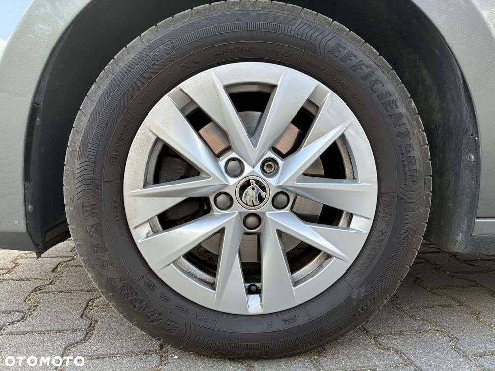 Skoda Fabia 1.0 TSI Ambition - 11