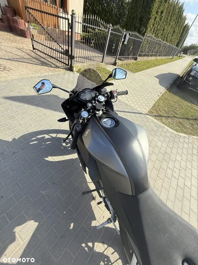 Yamaha YZF - 14