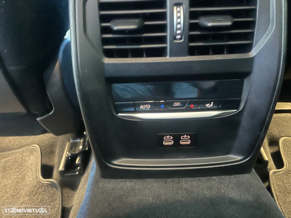 BMW 330 e Auto - 32