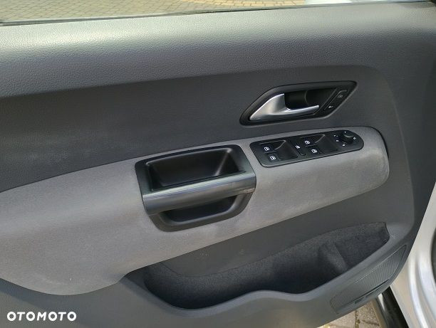 Volkswagen Amarok - 10