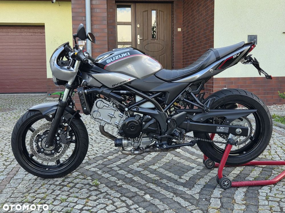 Suzuki SV - 6