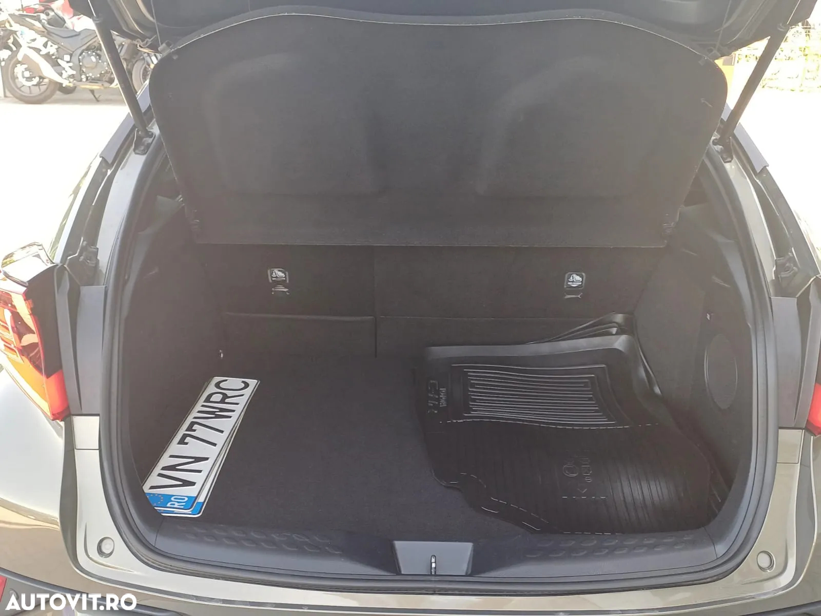 Toyota C-HR 2.0 HSD 184 CP 4x2 CVT C-lassy - 6