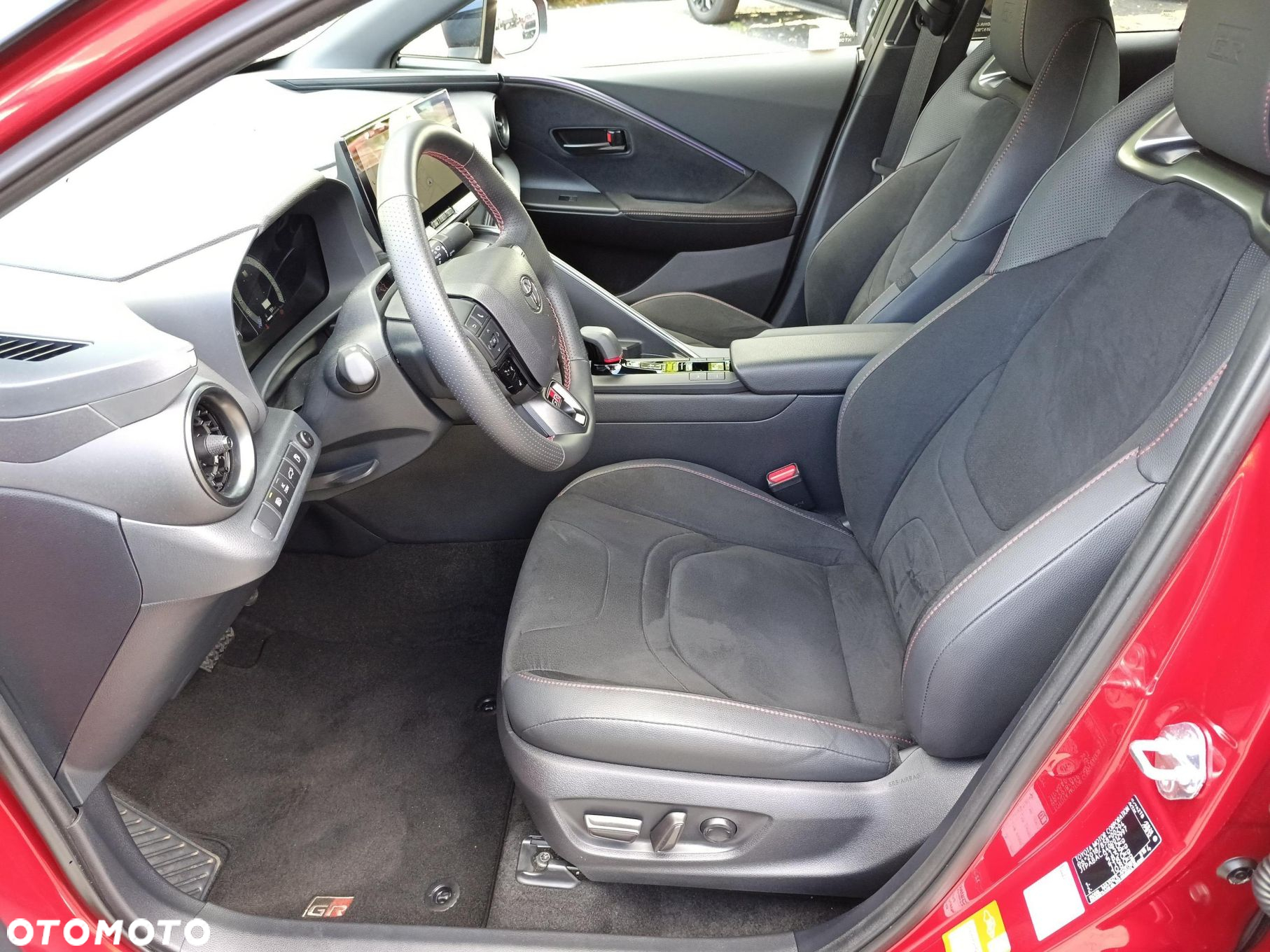 Toyota C-HR - 13