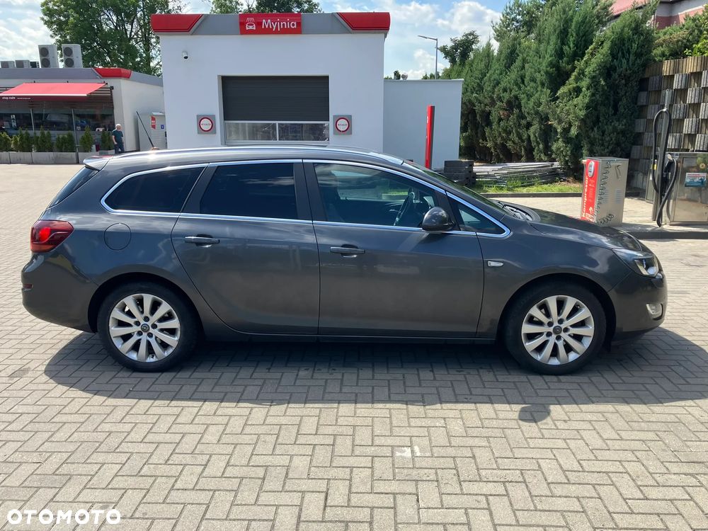 Opel Astra 1.6 Turbo Sport - 3