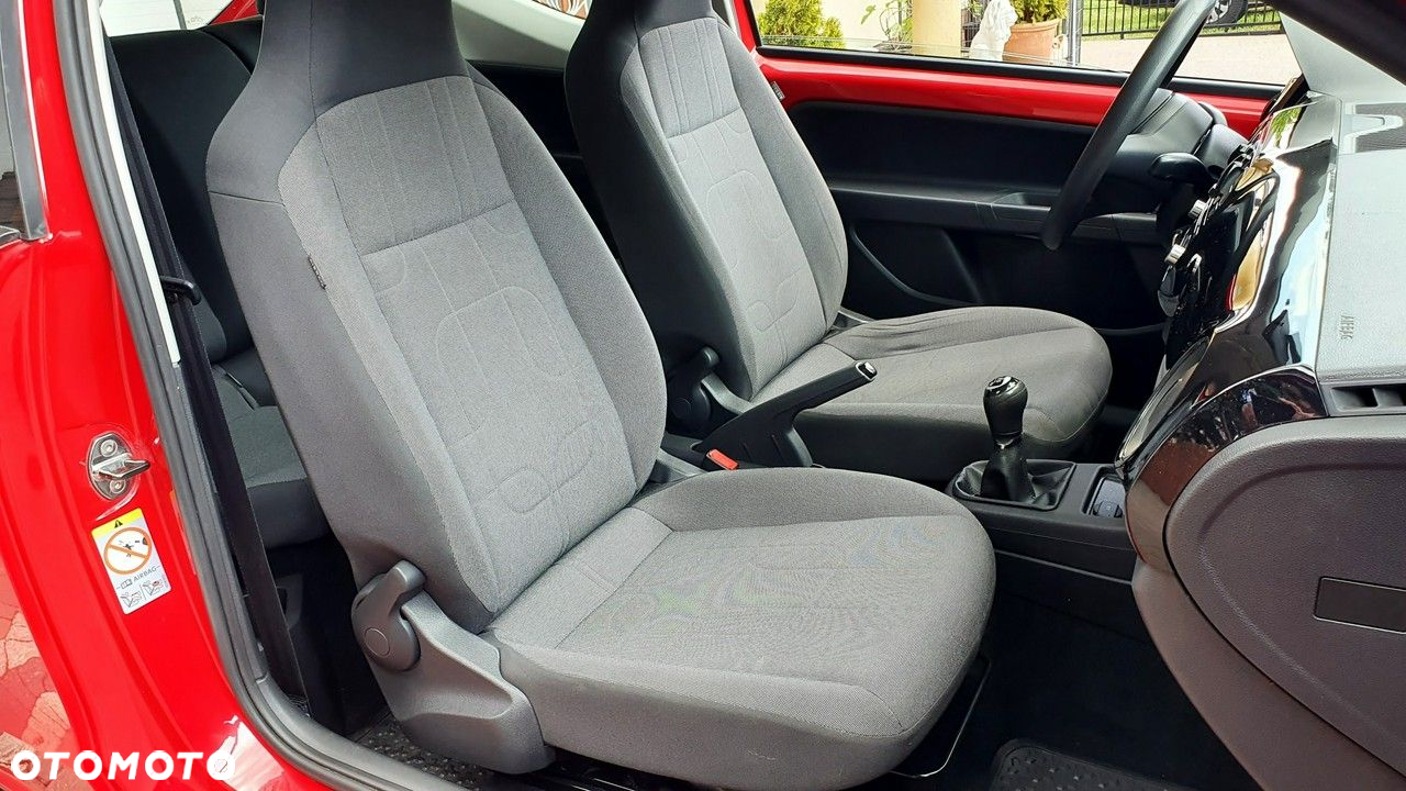 Volkswagen up! - 17
