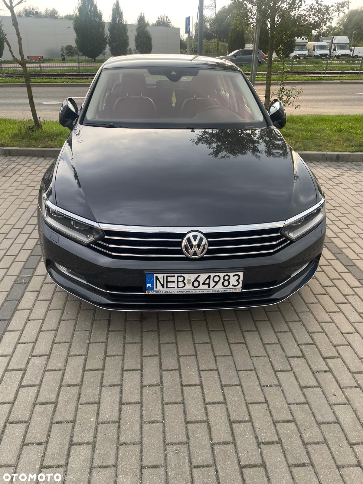 Volkswagen Passat 2.0 TDI BMT Highline DSG - 17