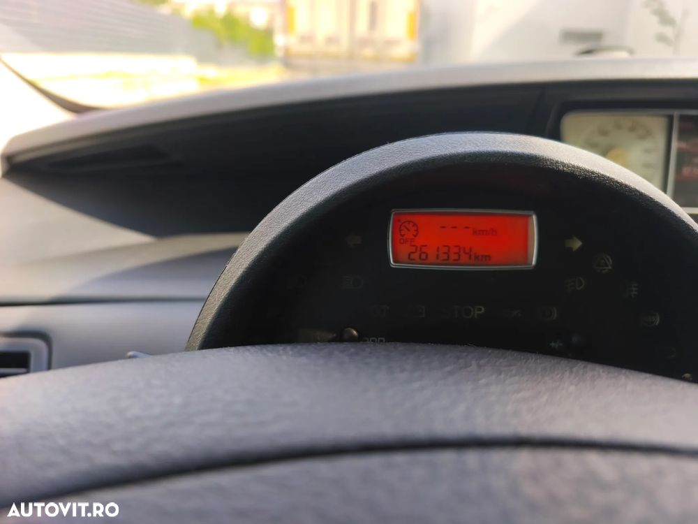 PEUGEOT 807 2011 — imagine 10