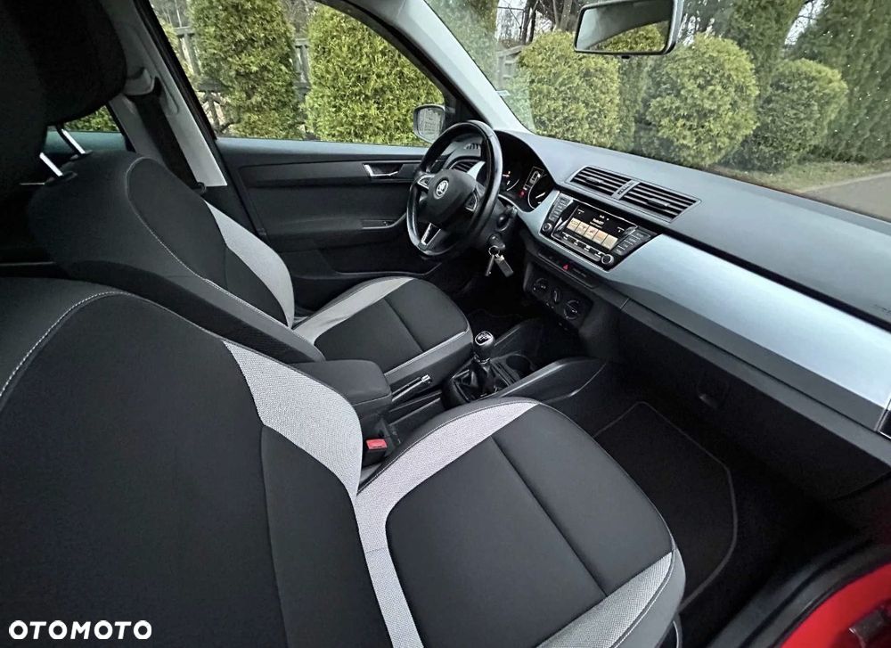 Skoda Fabia - 6