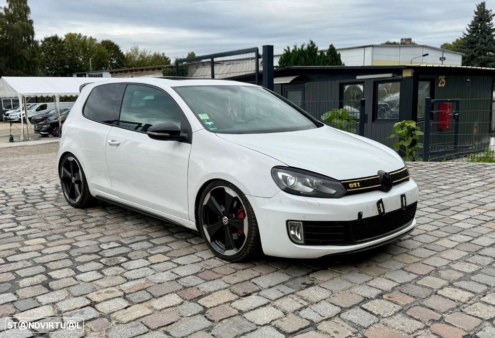 VW Golf 2.0 TSi GTI DSG - 2