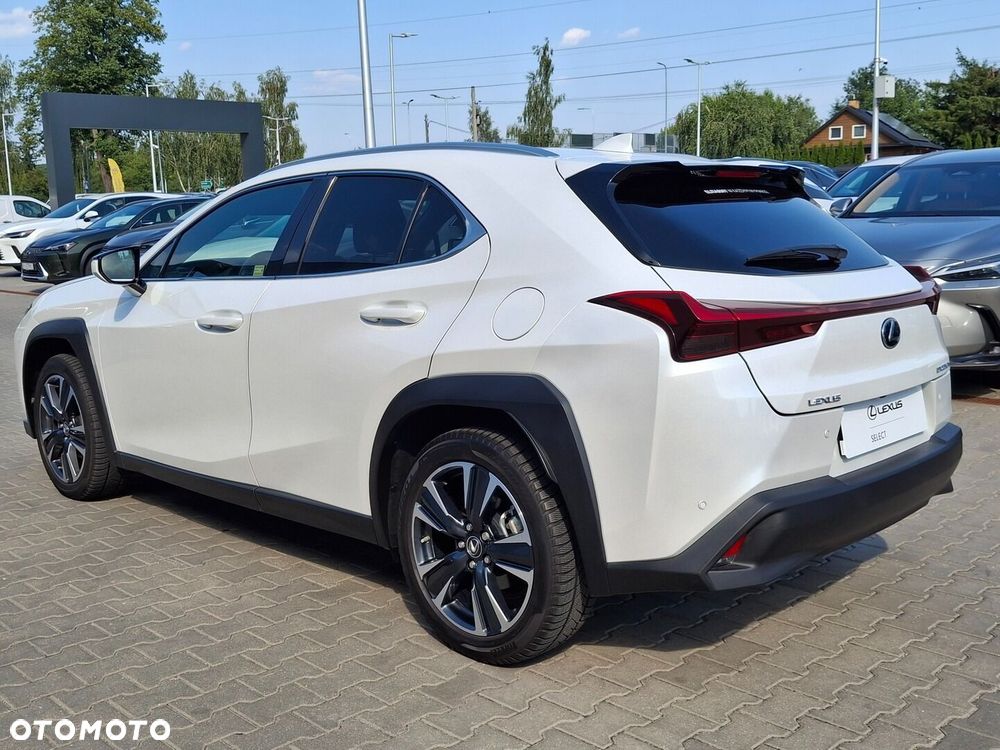 Lexus UX 250h GPF Business 2WD - 26
