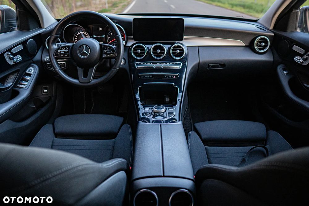 Mercedes-Benz Klasa C 200 d 9G-TRONIC - 18