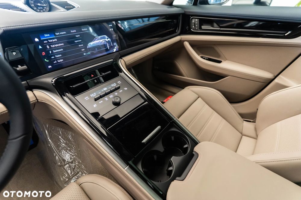 Porsche Panamera 4S E-Hybrid - 21