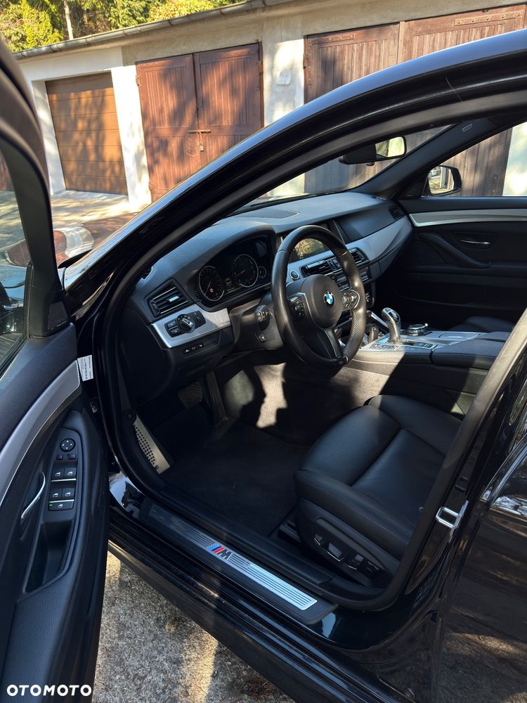 BMW Seria 5 530d xDrive - 15