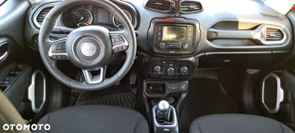 Jeep Renegade - 10