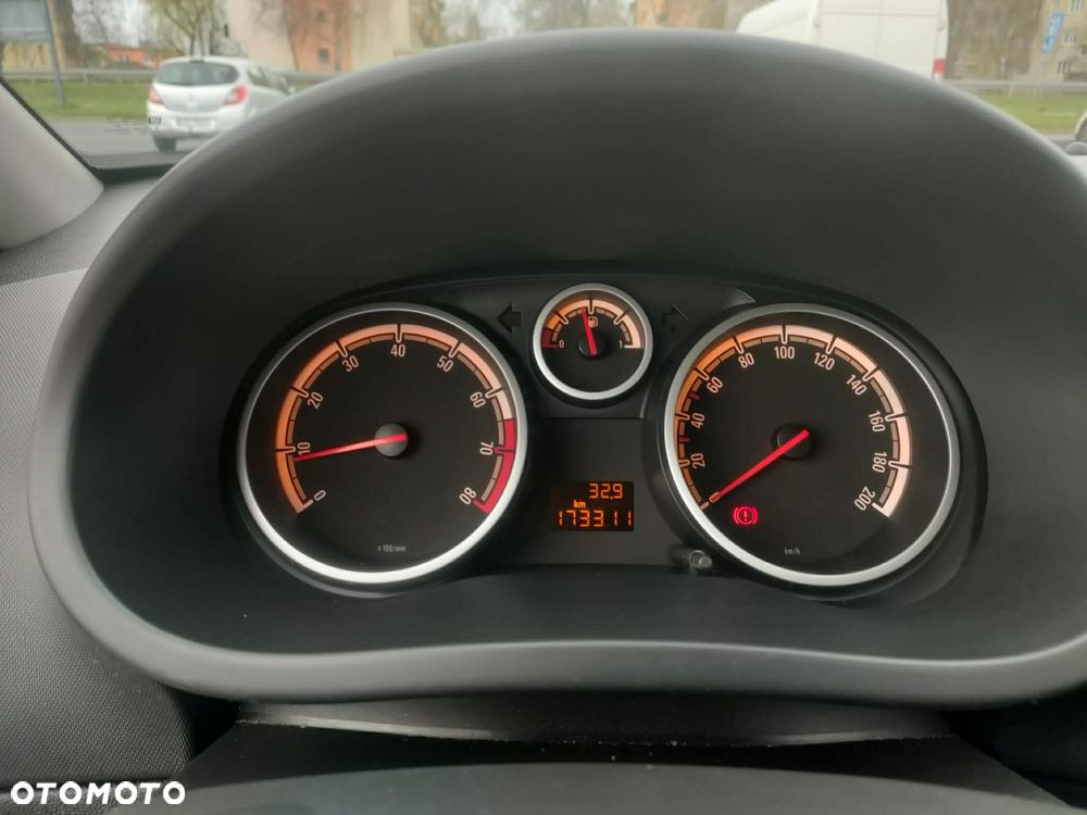 Opel Corsa 1.0 12V Easytronic Eco - 10