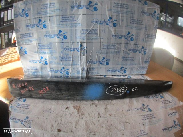 Grelha Friso 828772096R 828765610R 828769642R RENAULT CLIO 4 2015 1.5DCI 75CV 5P Preto TR ESQ GRE PORTA TR ESQ RENAULT CLIO 4 SW 2017 1.5DCI 90CV 5P CINZA - 2