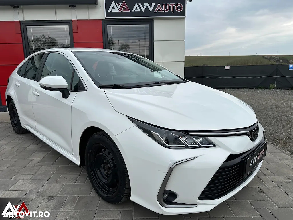 Toyota Corolla - 2