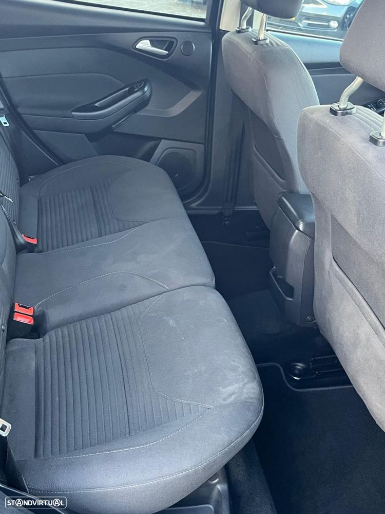 Ford Focus SW 1.0 SCTi Titanium - 13