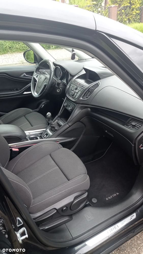 Opel Zafira 2.0 CDTI Cosmo - 9