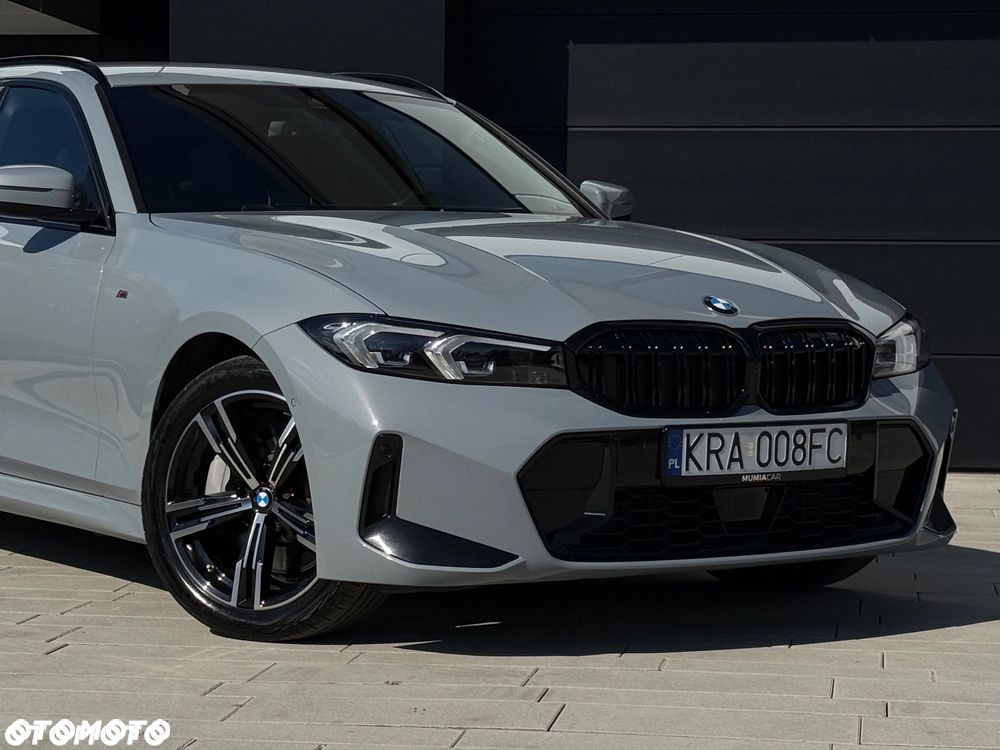 BMW Seria 3 330i xDrive M Sport - 15