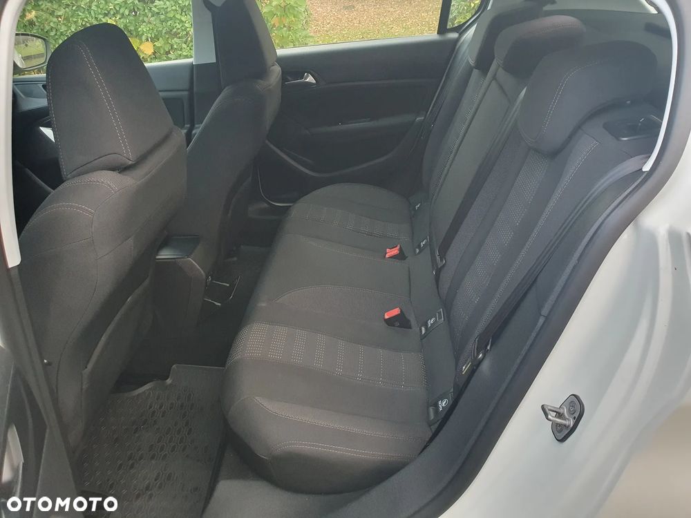 Peugeot 308 2.0 BlueHDi Allure S&S - 12
