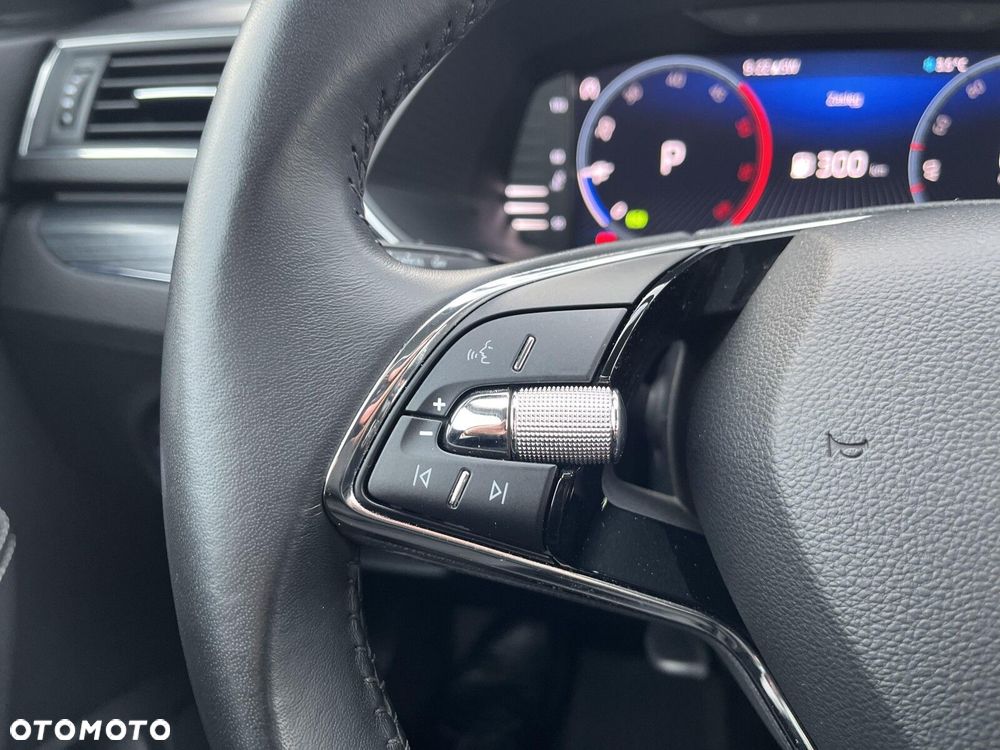 Skoda Superb 2.0 TDI SCR Style DSG - 22