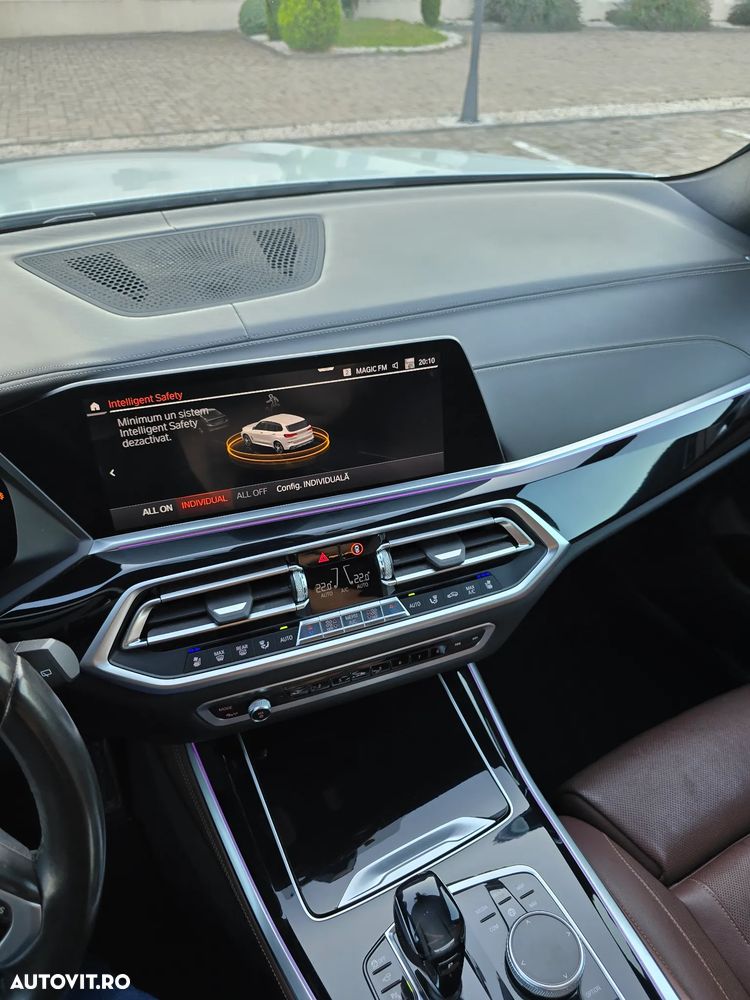 BMW X5 xDrive30d - 22