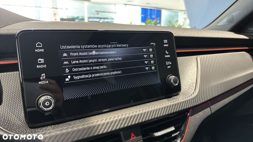 Skoda Kamiq 1.0 TSI Monte Carlo DSG - 28