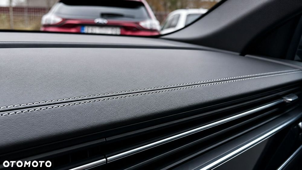 Audi Q8 - 30