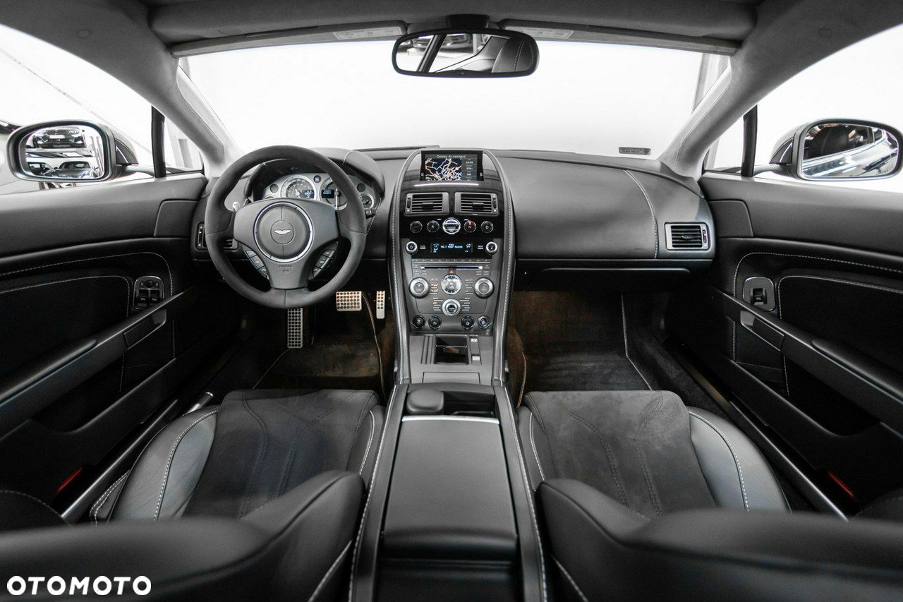 Aston Martin V8 Vantage 4,7 SportShift - 25
