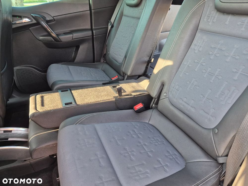 Opel Meriva 1.4 T Cosmo - 30