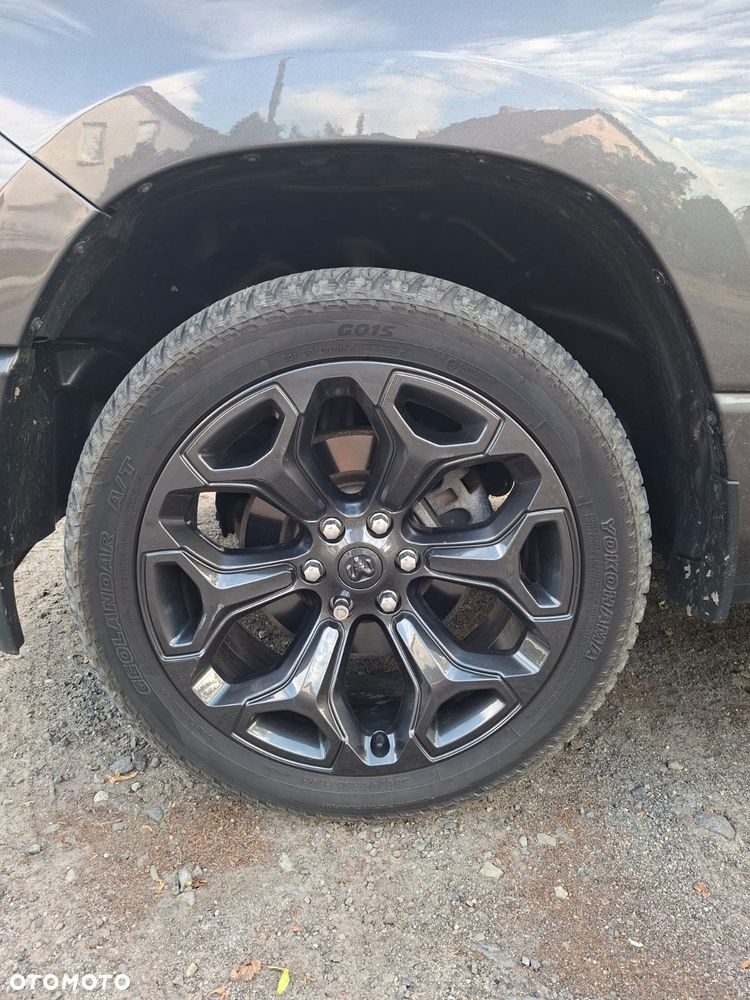 RAM 1500 - 14