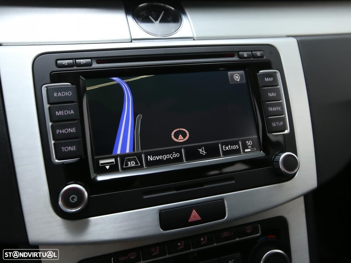 VW Passat Variant - 20