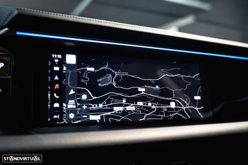Porsche Macan Electric - 13