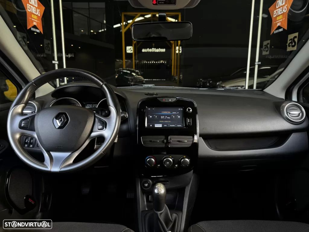 Renault Clio Sport Tourer 1.5 dCi Dynamique S - 26