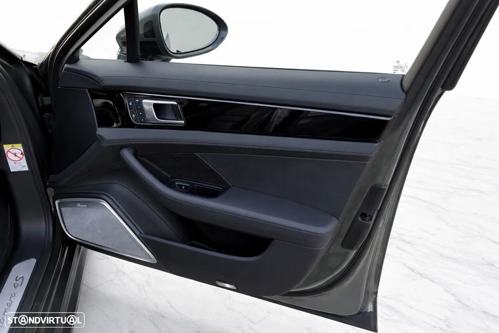 Porsche Panamera 4S E-Hybrid Executive - 12